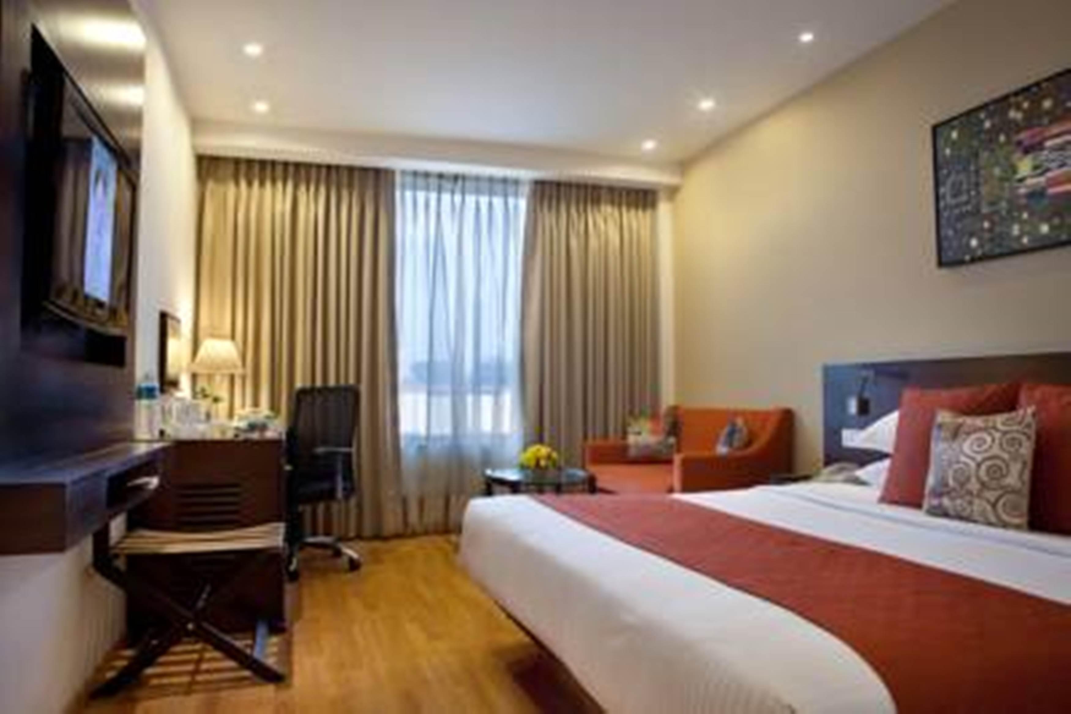 Lemon Tree Premier, Delhi Airport Hotel New Delhi Buitenkant foto A room at the hotel
