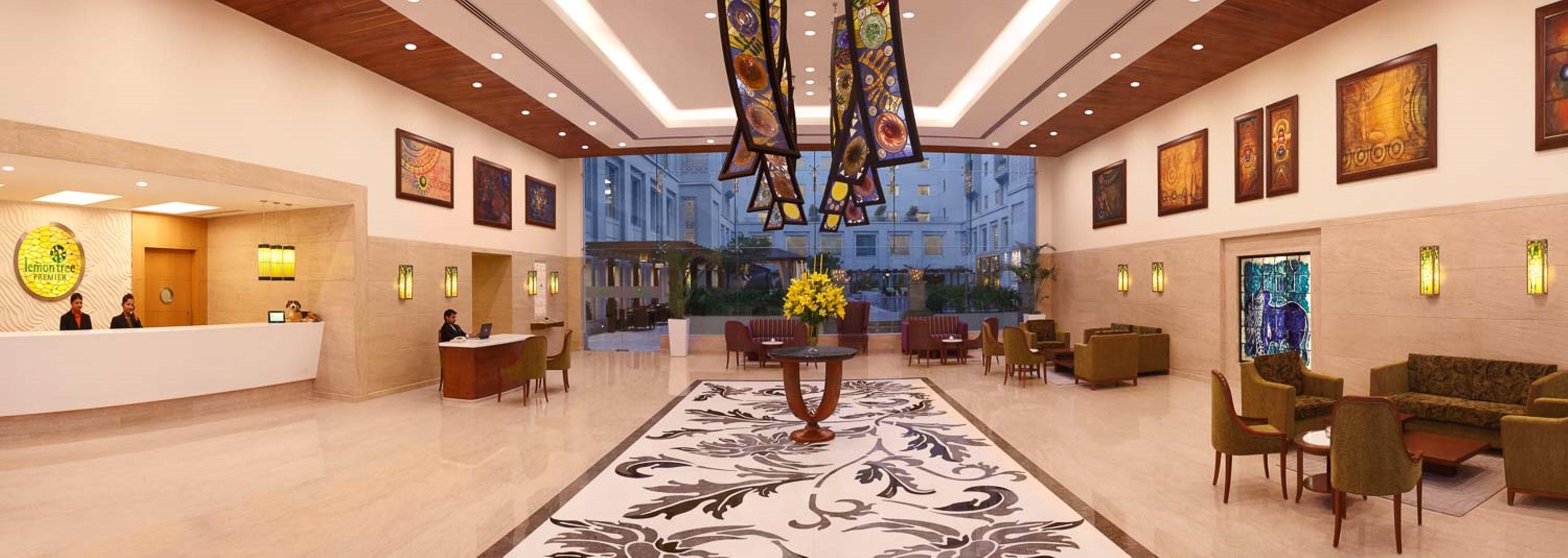 Lemon Tree Premier, Delhi Airport Hotel New Delhi Buitenkant foto The lobby of the Taj Bengal
